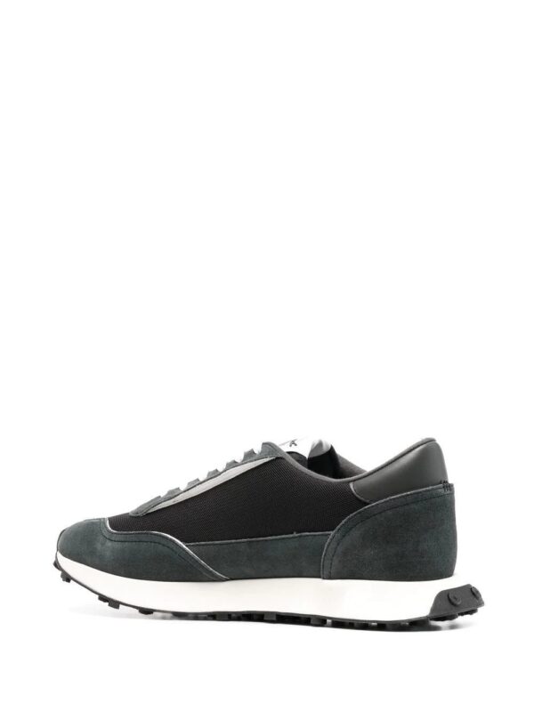 17375989_39766258_1000.jpg Diesel D-logo appliqué mesh sneakers