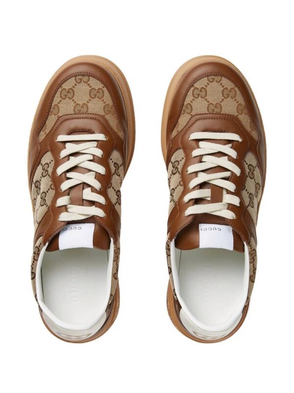 17430445_36101974_1000-1.jpg Gucci GG embossed low-top sneakers