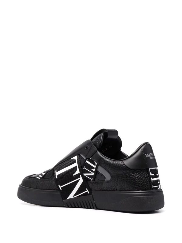 17481452_36270254_1000.jpg Valentino Garavani VL7N slip-on sneakers