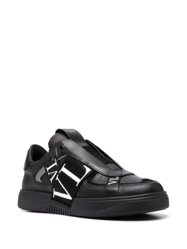 17481452_36270337_1000.jpg Valentino Garavani VL7N slip-on sneakers