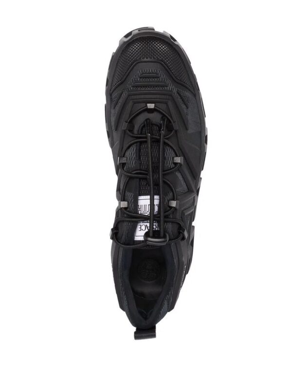 17504356_36349459_1000.jpg Versace Greca-sole sneakers