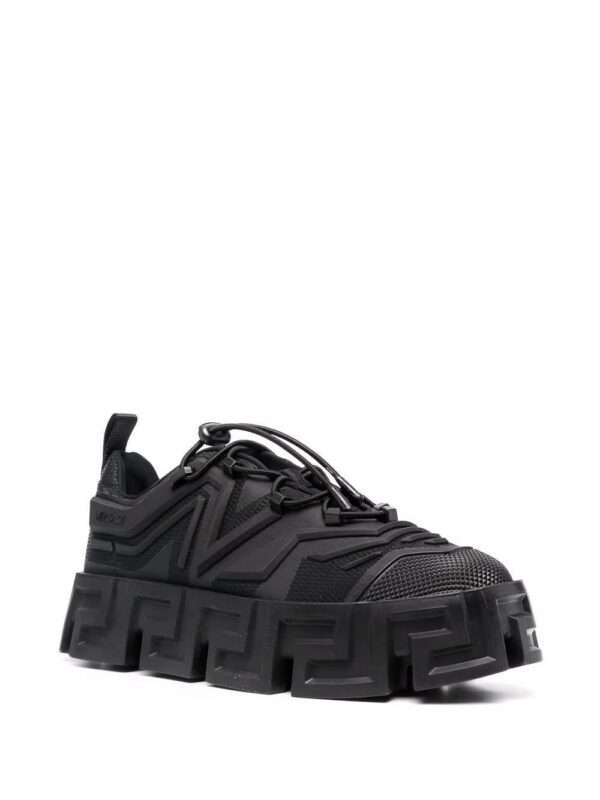 17504356_36351331_1000.jpg Versace Greca-sole sneakers
