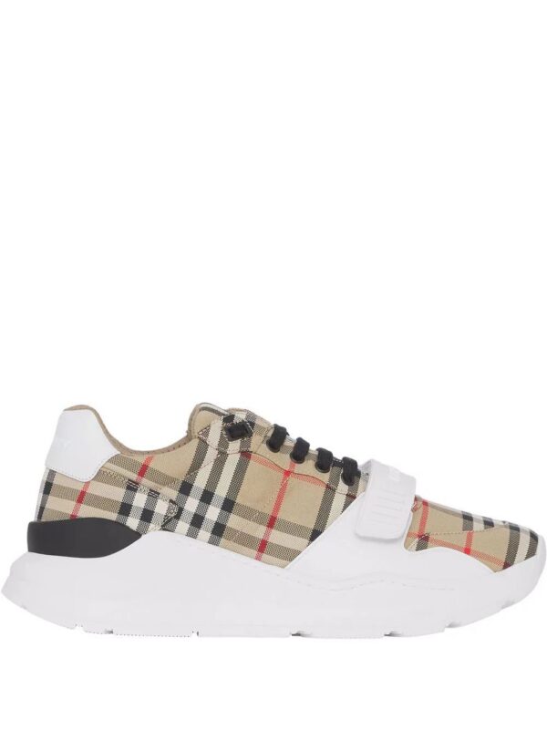 17538328_36529750_1000-1.jpg Burberry Regis low-top sneakers