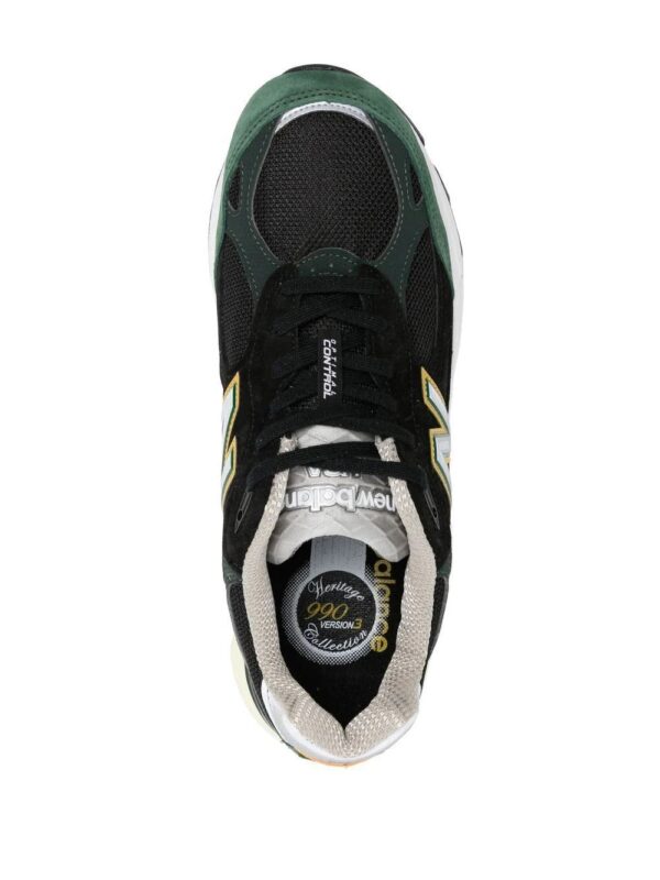 17546736_42796917_1000.jpg New Balance low-top sneakers