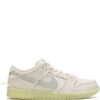 Nike SB Dunk Low sneakers "Mummy"