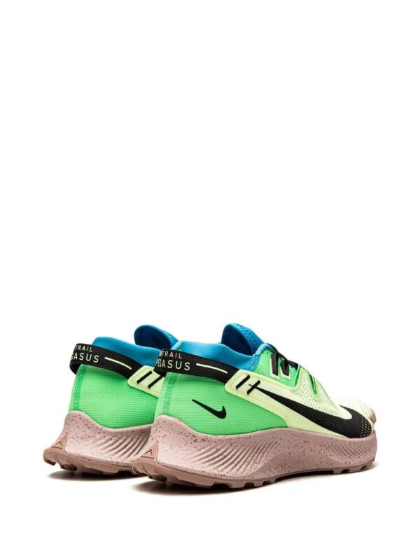 Nike  Pegasus Trail 2 sneakers