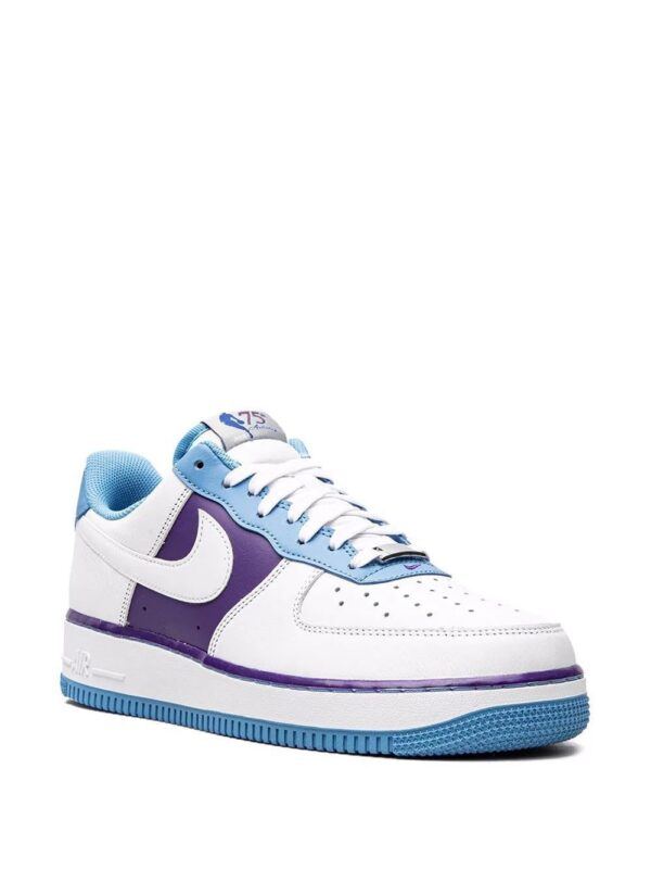 17675959_36960378_1000-1.jpg Nike x NBA Air Force 1 '07 LV8 sneakers