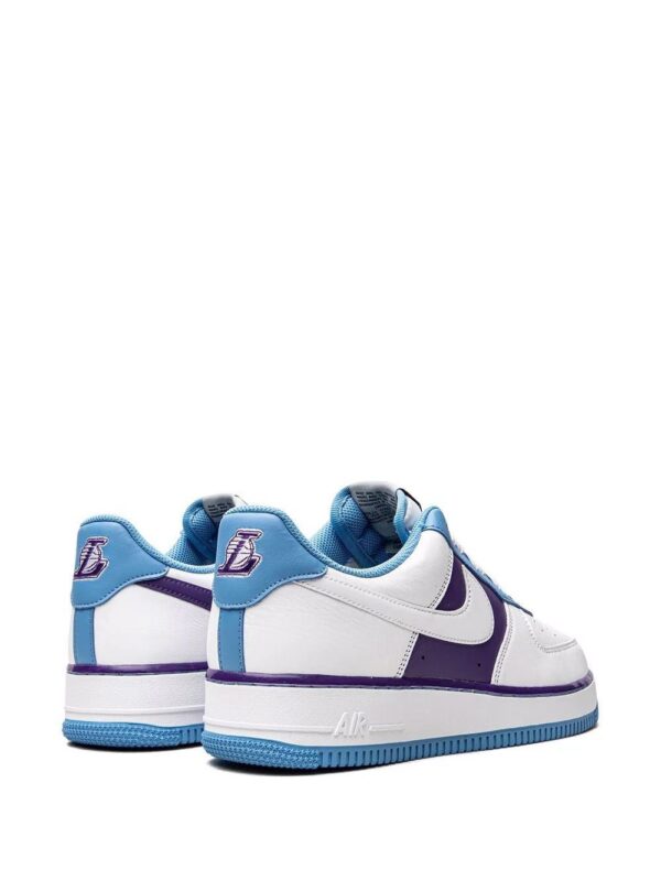 17675959_36960381_1000-1.jpg Nike x NBA Air Force 1 '07 LV8 sneakers