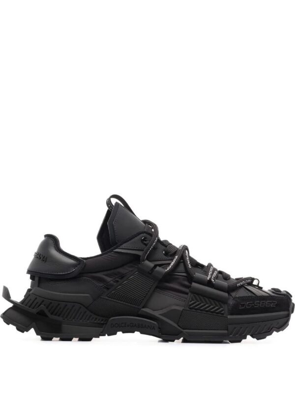 17677940_39443107_1000_3a6735d2-7089-43f4-83d9-8900b20e3256-1.jpg Dolce & Gabbana Space chunky low-top sneakers