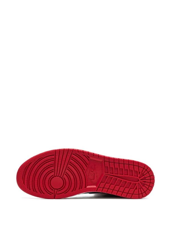 17680060_37220558_1000.jpg Jordan Air Jordan 1 Retro High OG sneakers