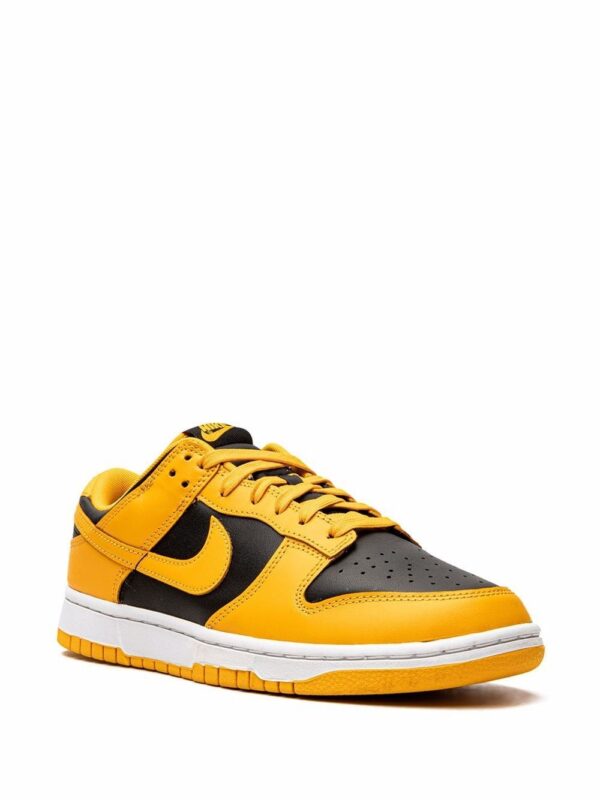 17694077_37167906_1000-1.jpg Nike Nike Dunk Low "Goldenrod" sneakers