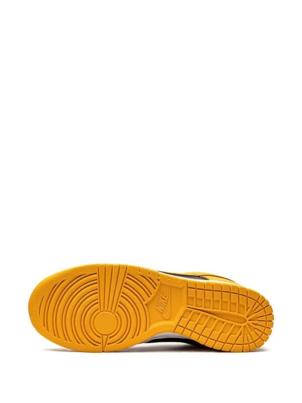 17694077_37168360_1000-1.jpg Nike Nike Dunk Low "Goldenrod" sneakers