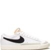 17752348_37230902_1000.jpg Nike Blazer Low '77 Vintage low-top sneakers