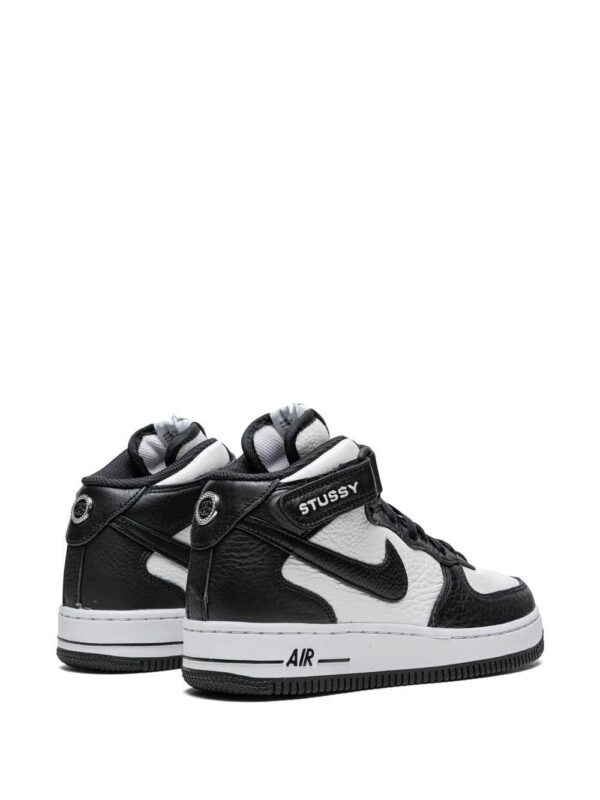 17886201_39812738_1000-1.jpg Nike x Stussy Air Force 1 Mid sneakers
