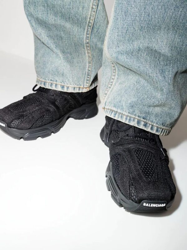 17909375_40406778_1000-1.jpg Balenciaga Phantom low-top sneakers
