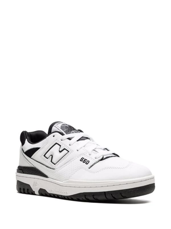 17942402_37989013_1000-1.jpg New Balance 550 low-top sneakers