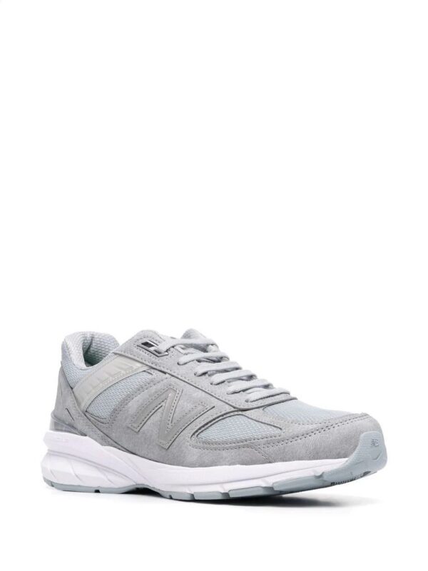 17959219_37884554_1000.jpg New Balance 990 low-top sneakers