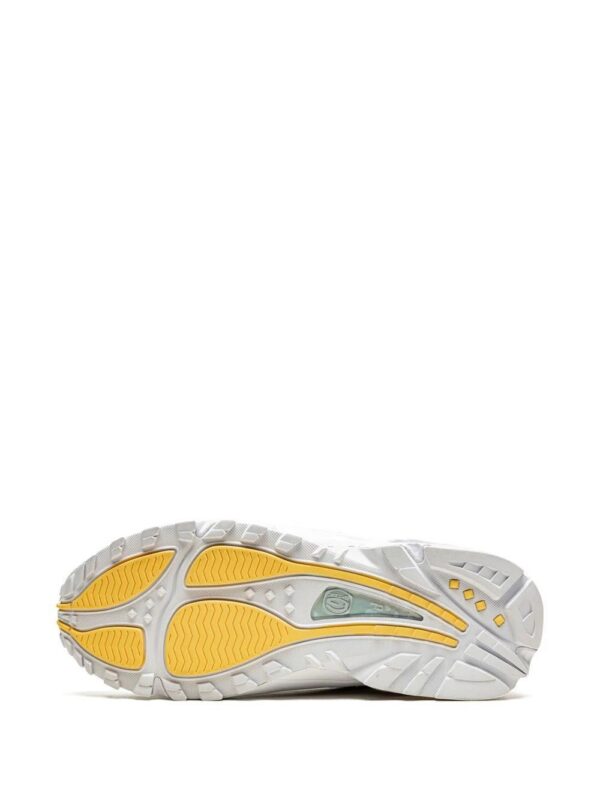 17961918_39086348_1000_543e30cd-2cb4-4977-9215-bcffd563d856-1.jpg Nike x Drake Hot Step Air Terra Nocta sneakers