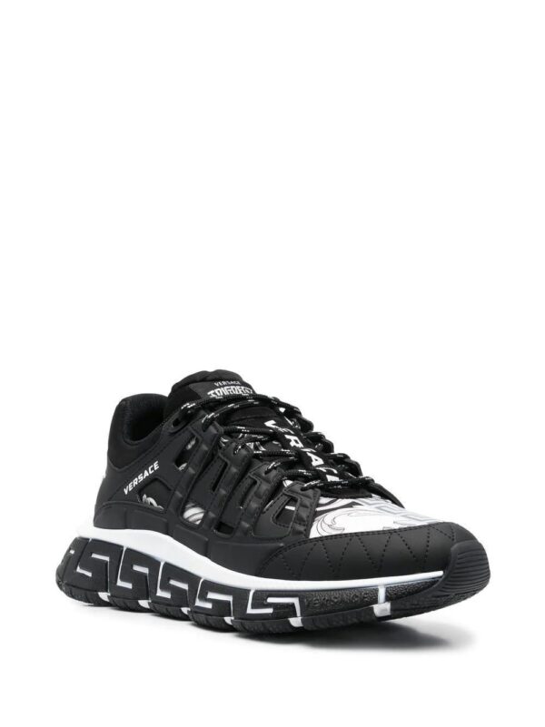 17969575_40684506_1000.jpg Versace Trigreca low-top sneakers
