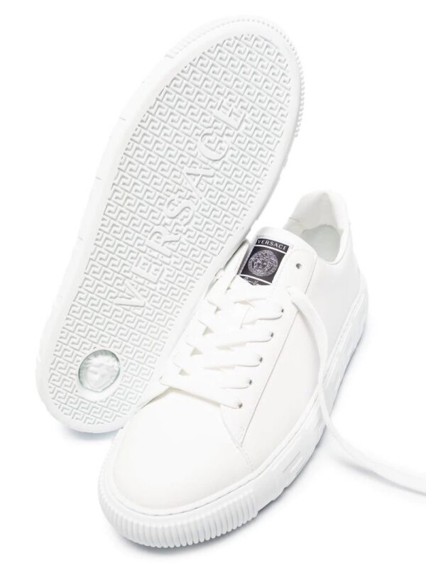 17988294_41810807_1000.jpg Versace La Greca low-top sneakers