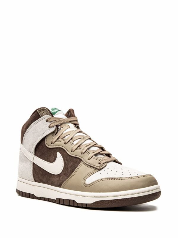 Nike  Dunk High “Light Chocolate” sneakers