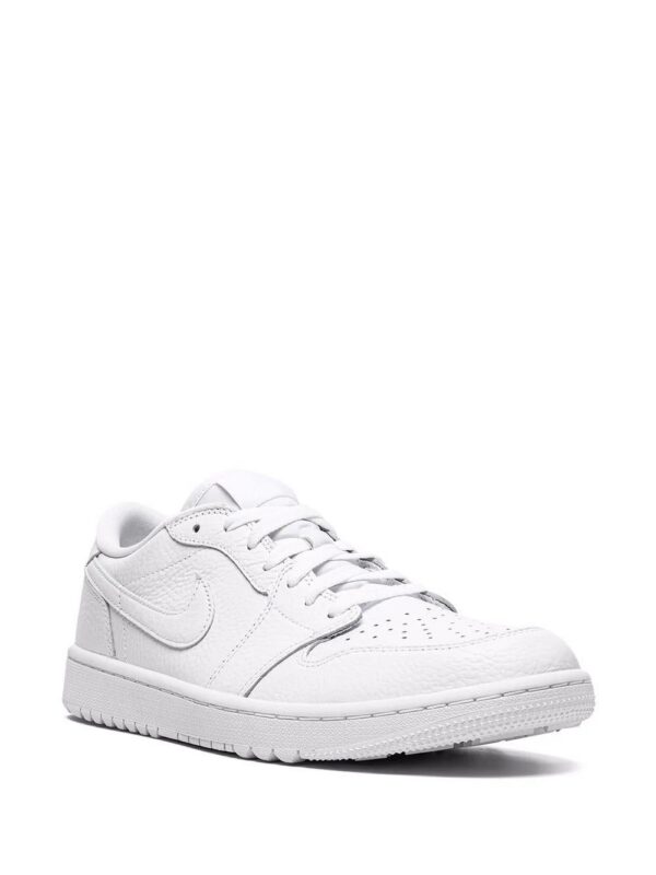 18035836_38415984_1000_a8a49e45-b035-4f07-858b-854368f3a803-1.jpg Jordan Air Jordan 1 Retro Low sneakers