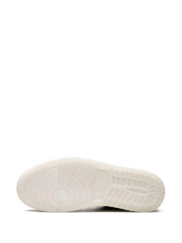18052968_38419917_1000-1.jpg Jordan Air Jordan 1 Low "Diamond Shorts" sneakers