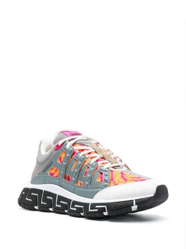 18166002_40824815_1000.jpg Versace Trigreca low-top sneakers