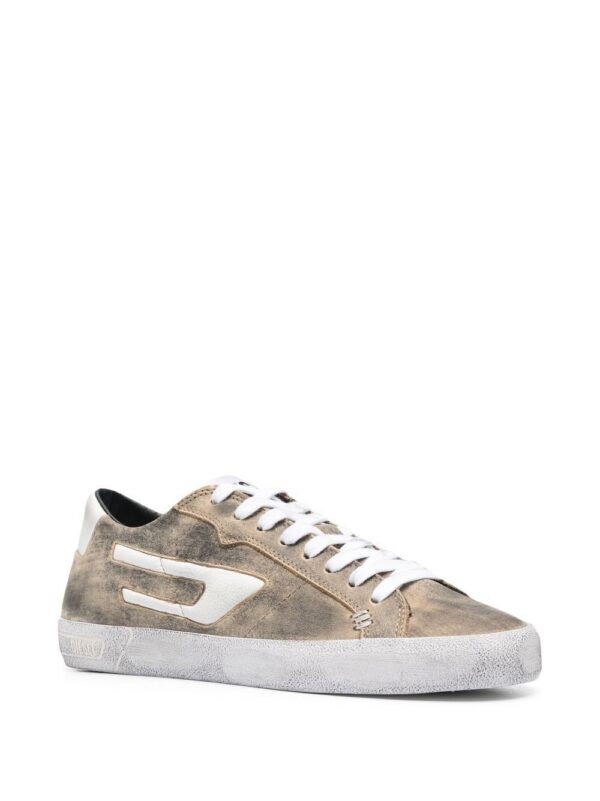 18201922_41597356_1000.jpg Diesel Leroji distressed-effect low-top sneakers