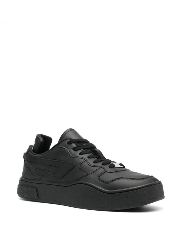 18201940_40943527_1000.jpg Diesel side logo-patch detail sneakers