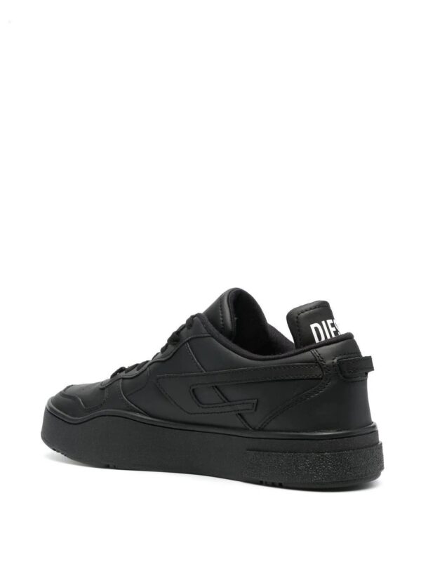 18201940_40944394_1000.jpg Diesel side logo-patch detail sneakers