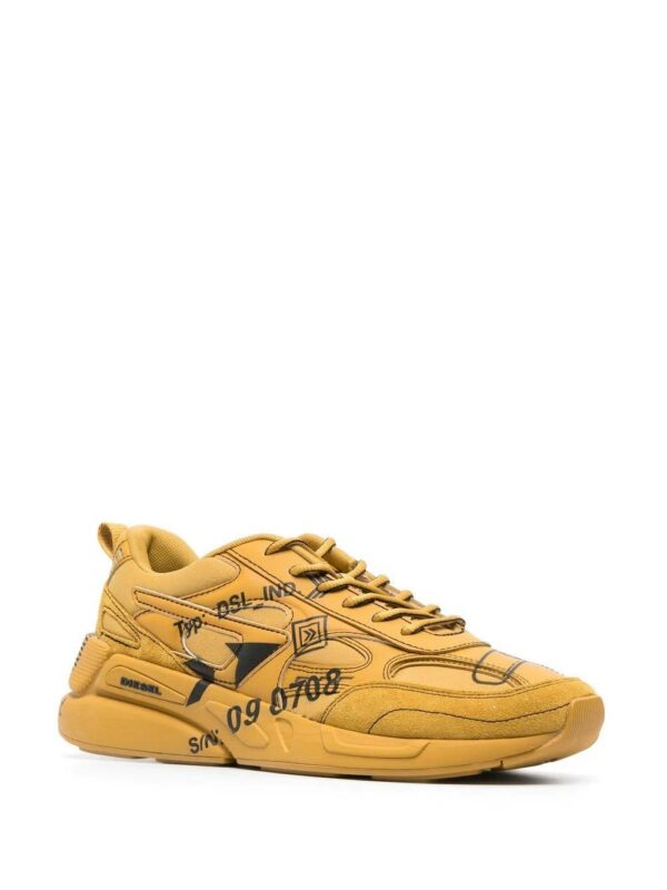 18202416_41515008_1000_e37348c5-6153-41b8-a7fd-42df7915453c-1.jpg Diesel logo-print quilted sneakers