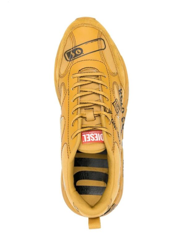 18202416_41516001_1000_1657d720-70e3-44d4-a955-69e9909c56a5-1.jpg Diesel logo-print quilted sneakers