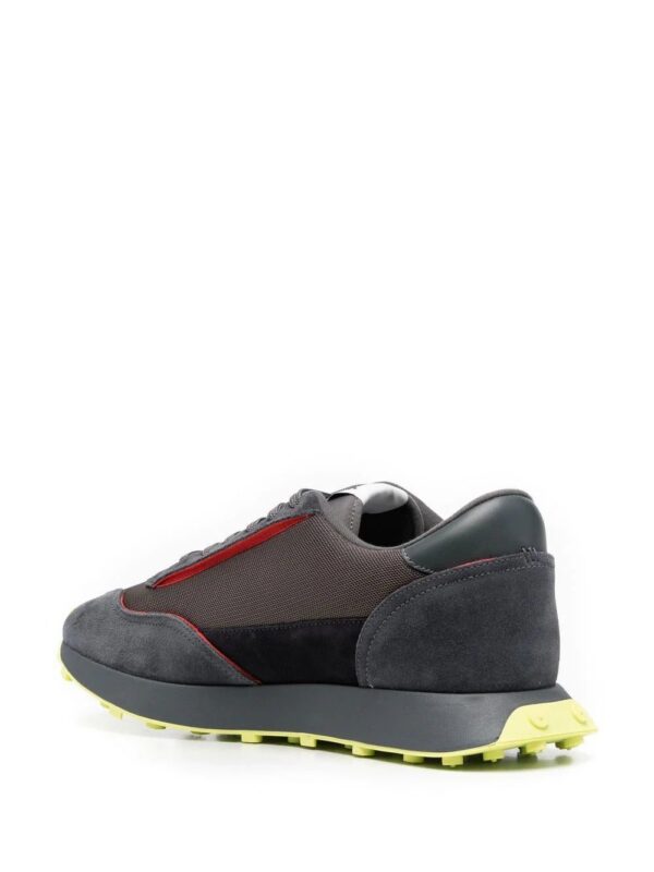 18202475_40276744_1000_2cbc25ef-d9db-40c8-b65e-0633d8000b22-1.jpg Diesel mesh-panel low-top sneakers