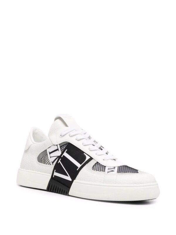 18210278_38802815_1000.jpg Valentino Garavani VL7N panelled sneakers