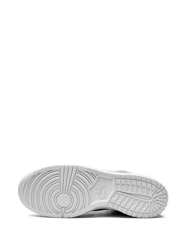 18245511_39219901_1000-1.jpg Nike x CLOT Dunk High "Flux" sneakers