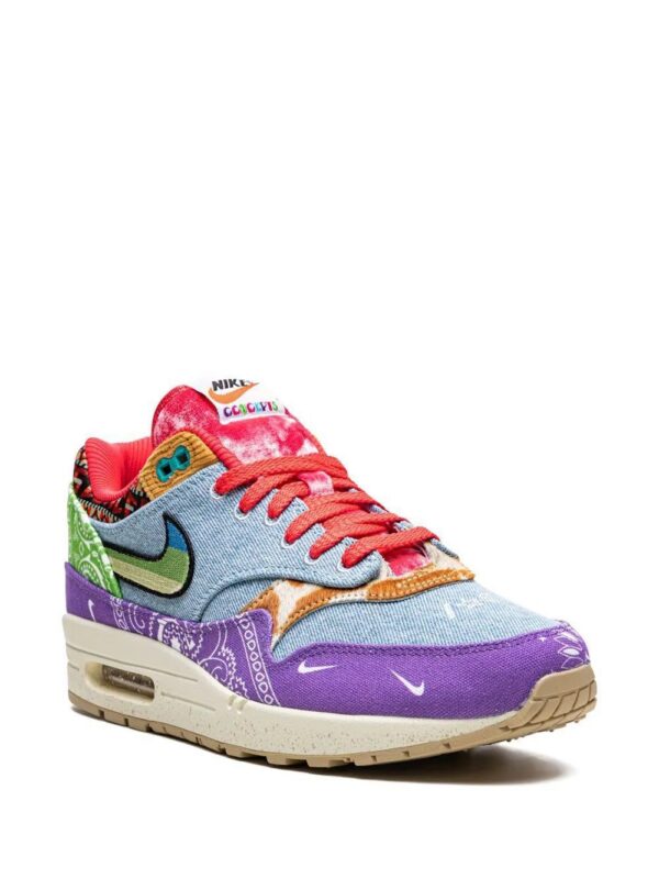18305076_39675083_1000-1.jpg Nike x Concepts Air Max 1 “Far Out” sneakers