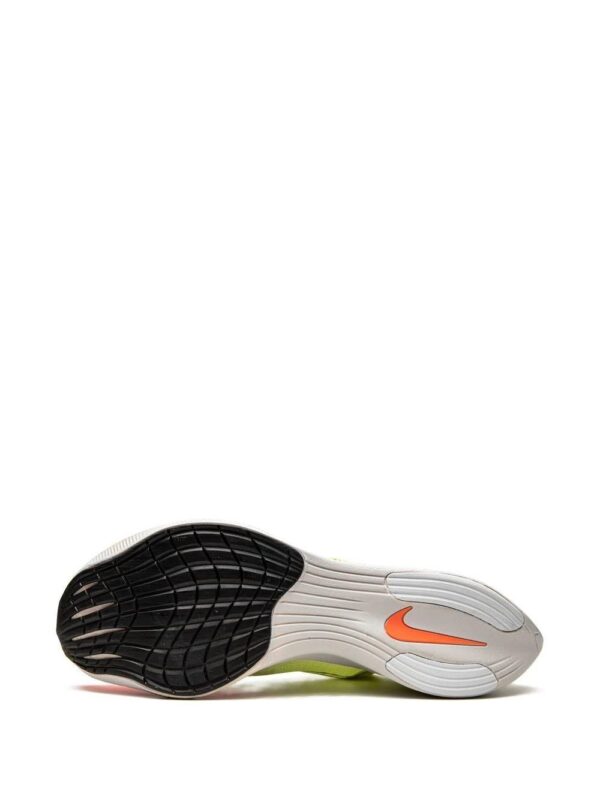 18311035_39242985_1000-1.jpg Nike ZoomX VaporFly NEXT% 2 sneakers