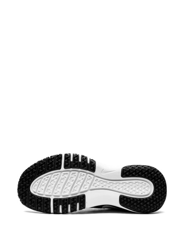 18337183_39435923_1000-1.jpg Nike Flex Control TR4 sneakers