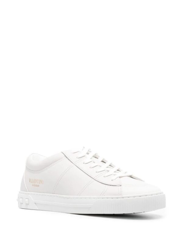 18362843_39857346_1000.jpg Valentino Garavani Cityplanet low-top sneakers