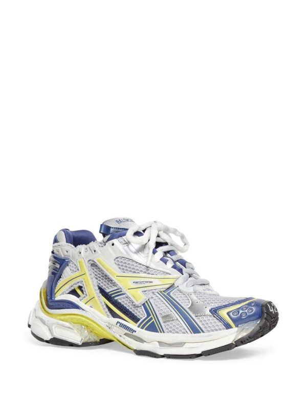 18369439_41354911_1000.jpg Balenciaga panelled chunky-sole sneakers