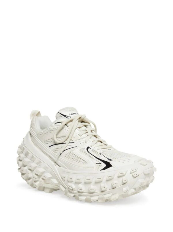 18369938_41352764_1000.jpg Balenciaga Defender chunky-sole sneakers