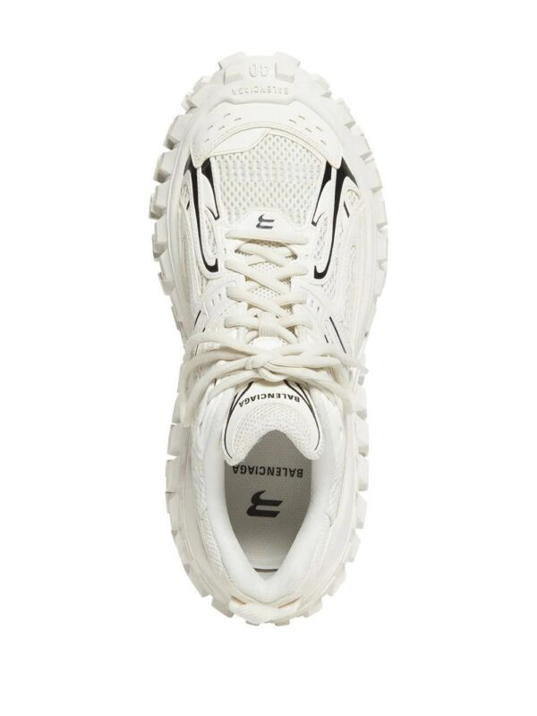 18369938_41353060_1000.jpg Balenciaga Defender chunky-sole sneakers