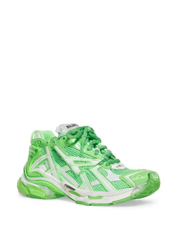 18371380_40980001_1000.jpg Balenciaga Runner panelled sneakers