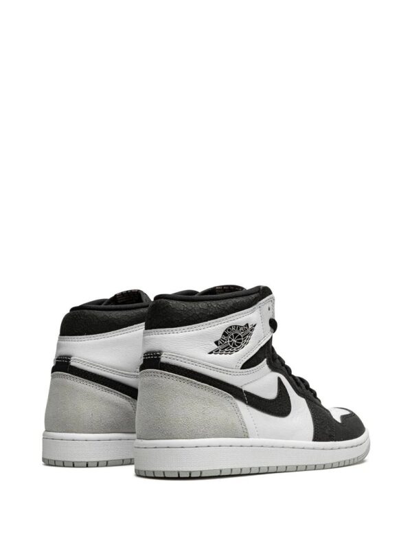 18374914_40139451_1000.jpg Jordan Air Jordan 1 Retro High OG sneakers