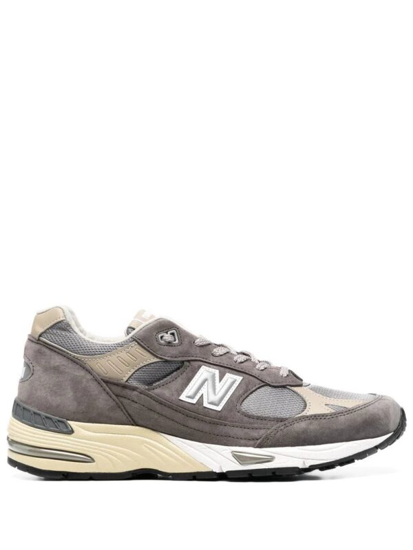 18418093_39753802_1000-1.jpg New Balance logo-patch lace-up sneakers