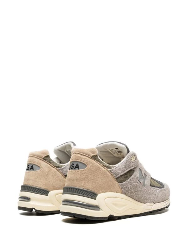 18439158_39580854_1000-1.jpg New Balance x Teddy Santis 990 V2 “Made in the USA” sneakers