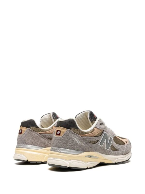 18440092_39543476_1000-1.jpg New Balance MADE in USA 990v3 sneakers