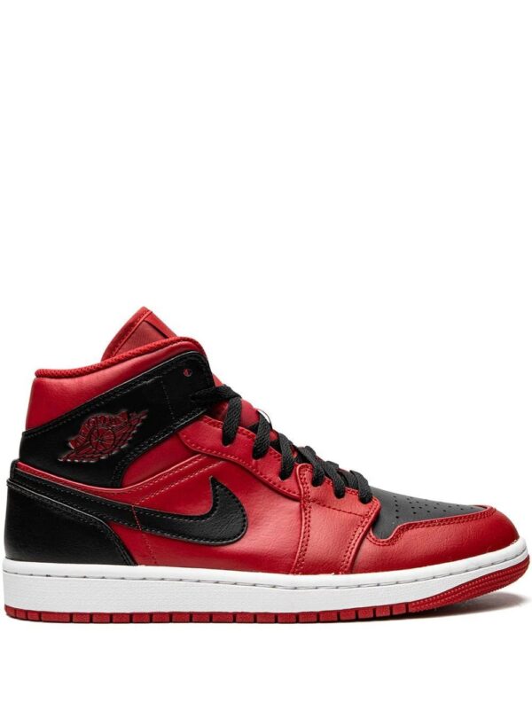 18443296_40474367_1000-1.jpg Jordan Air Jordan 1 Mid "Reverse Bred" sneakers