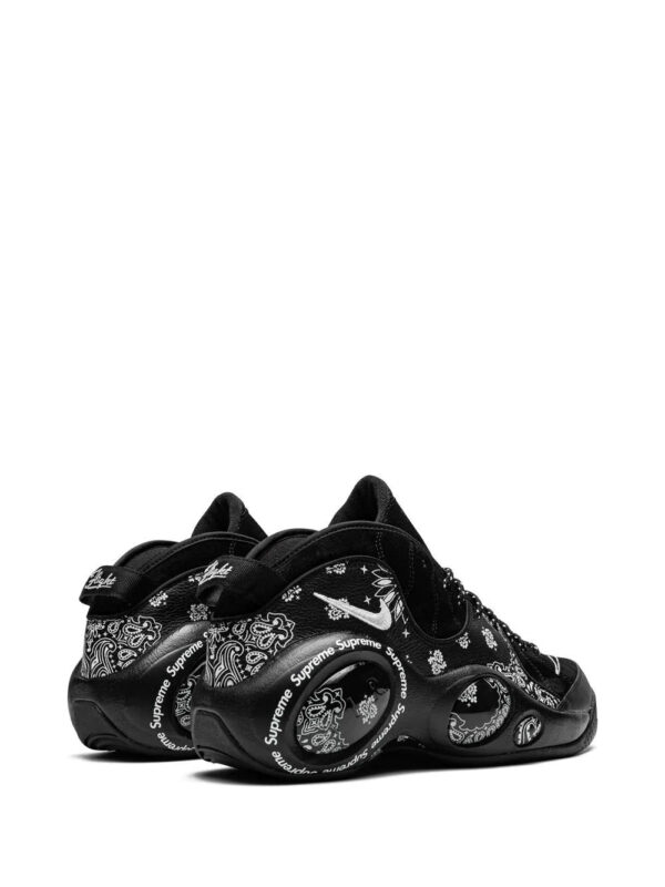 18460472_40188560_1000.jpg Nike x Supreme Air Zoom Flight 95 sneakers